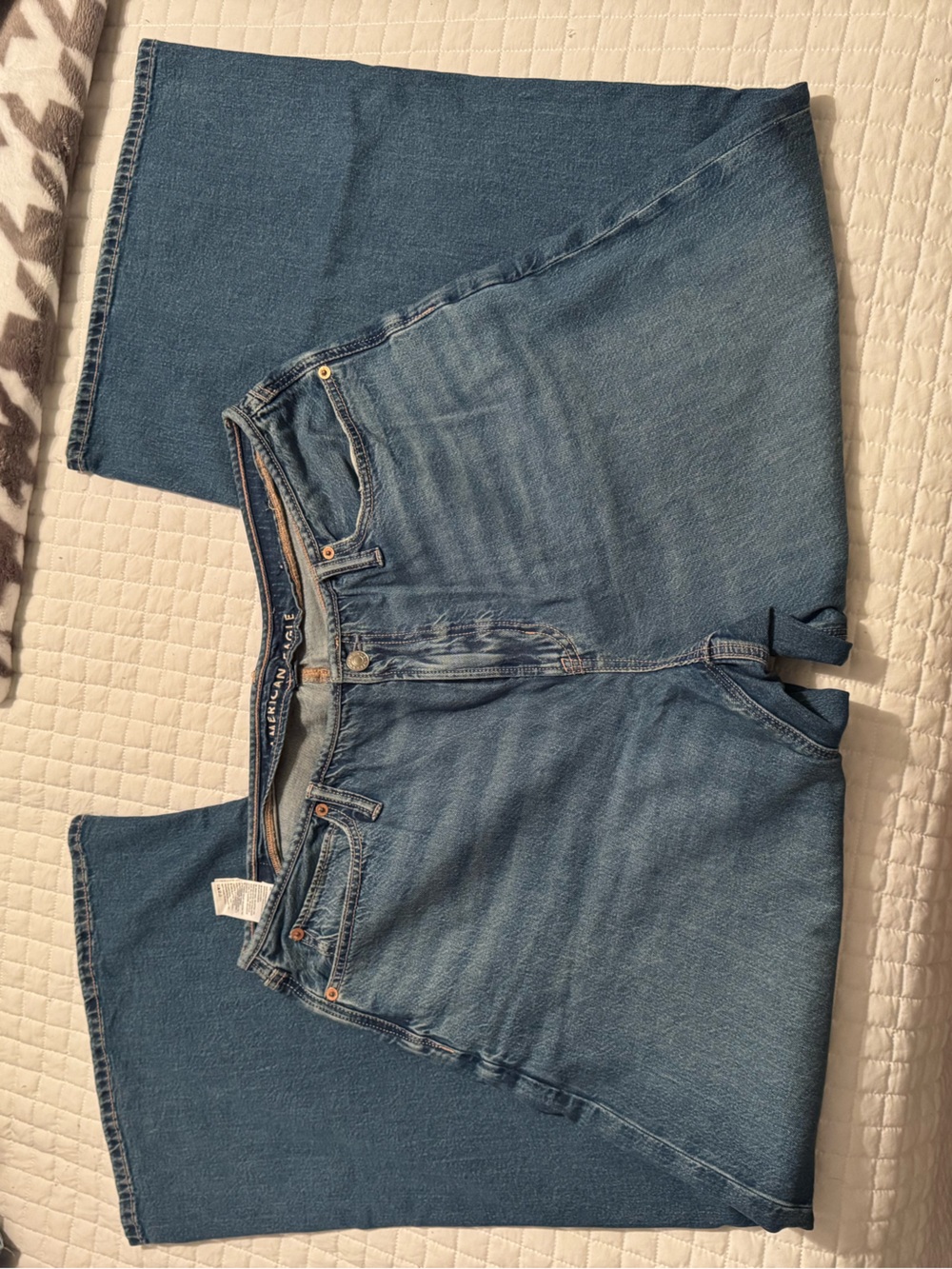 American Eagle Wide-Leg High-Rise Blue Jeans - Picture 2 of 5